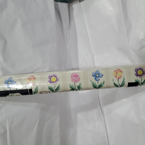 Magic cover self adhesive 8 yards Jumbo spring floral flower patter vinyl liner - Picture 5 of 11